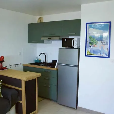 27m With Terrace And Sea View